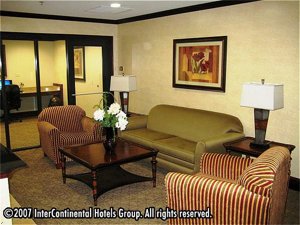 Holiday Inn Express Hotel & Suites Tappahannock