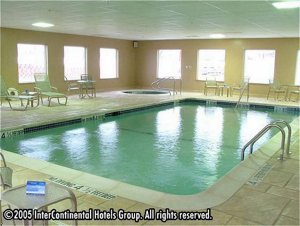 Holiday Inn Express Hotel & Suites Chester-Monroe-Goshen