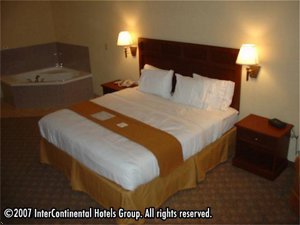 Holiday Inn Express Hotel & Suites Levelland