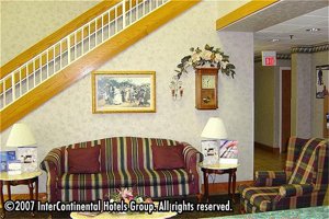 Holiday Inn Express Marshfield (Springfield Area),