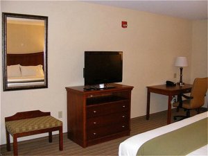 Holiday Inn Express Hotel & Suites Portland