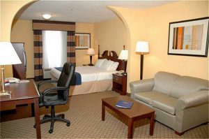 Holiday Inn Express Hotel & Suites Milton, Fl