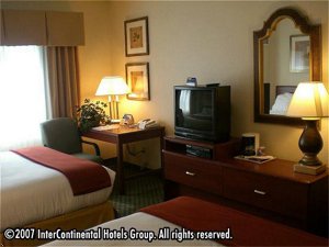 Holiday Inn Express Hotel & Suites Bloomington-Arpt-Mall Of Amer