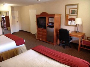 Holiday Inn Express Oceanside