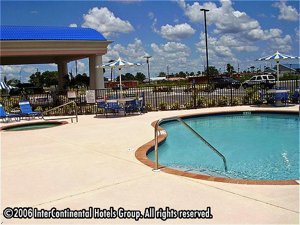 Holiday Inn Express Hotel & Suites Lake Okeechobee