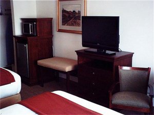 Holiday Inn Express Perris-East