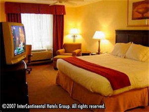 Holiday Inn Express Hotel & Suites Philadelphia-Choctaw