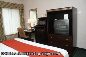 Holiday Inn Express Hotel & Suites St. Clairsville, Ohio