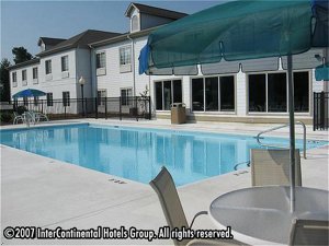 Holiday Inn Express Hotel & Suites Sneads Ferry(Topsail Bch Area)