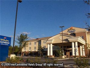 Holiday Inn Express Hotel & Suites Spring Hill