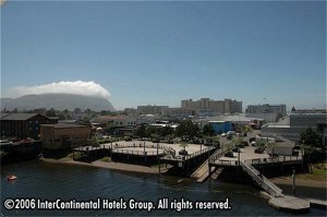 Holiday Inn Express Hotel & Suites Seaside-Convention Center