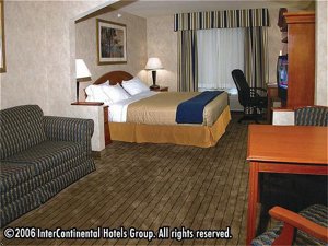 Holiday Inn Express Hotel & Suites Troy