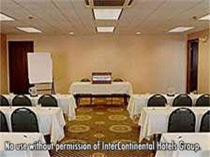 Holiday Inn Express Hotel & Suites St. Paul Ne (Vadnais Heights),