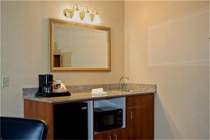 Holiday Inn Express Lancaster