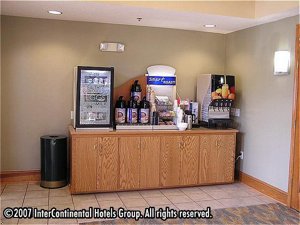 Holiday Inn Express Hotel & Suites Raleigh/Wake Field, Nc