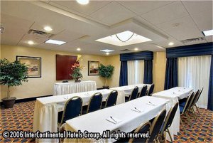 Holiday Inn Express Hotel & Suites West Long Branch