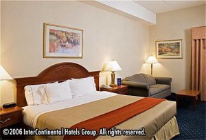 Holiday Inn Express Hotel & Suites Barrie, Ontario, Canada