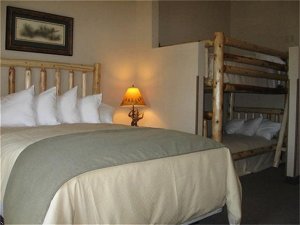 Settle Inn & Stes Eagle River