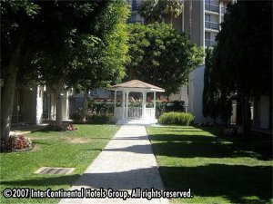 Holiday Inn Long Beach-Airport