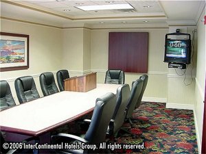 Holiday Inn Hotel & Suites Overland Park-Conv Ctr, Ks