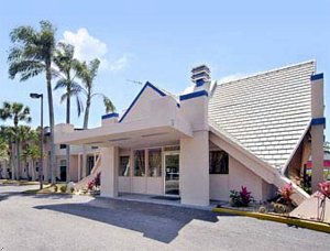 Sarasota Howard Johnson Express Inn