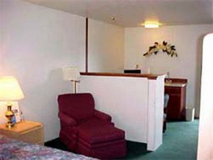 Howard Johnson Express Inn - Leavenworth