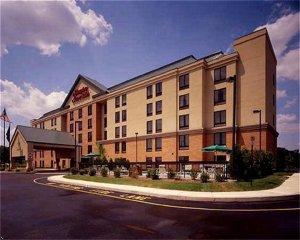 Hampton Inn & Suites Valley Forge-Oaks