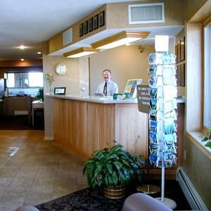 Budget Host Inn & Suites St. Ignace