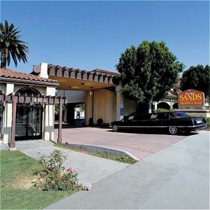 Sands Suites And Motel