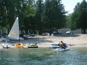 Beach Harbor Resort