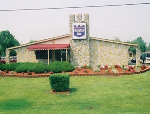 Seymour Knights Inn