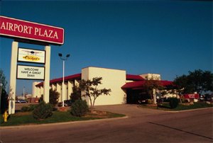 Airport Plaza Inn