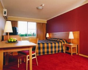 Saville Park Suites - Canberra