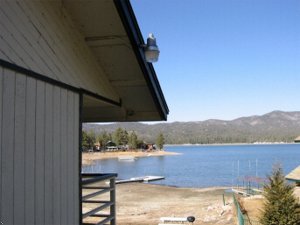 Big Bear Lake Front Lodge