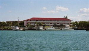 Flamingo Bay Yacht Club & Marina Hotel