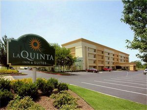 La Quinta Inn & Suites Springdale