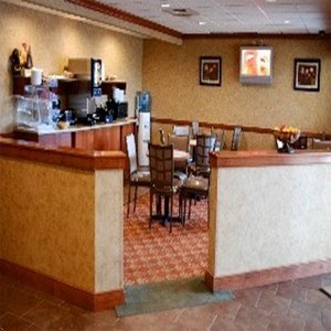 La Quinta Inn Buffalo Airport