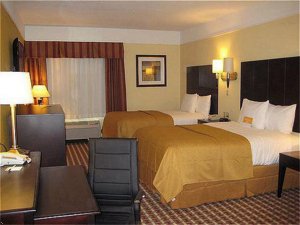 La Quinta Inn & Suites Raymondville