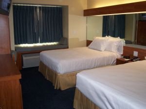 Microtel Inns And Suites Huntsville