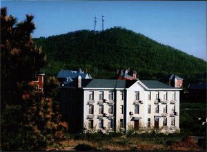 Golden Pebble Beach International Hotel