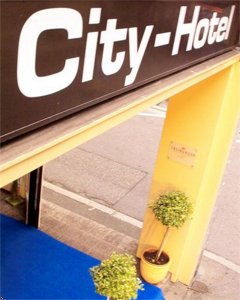 City Hotel