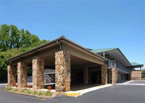 Quality Inn & Suites Mt. Chalet