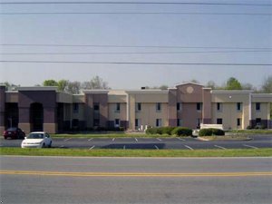 Quality Inn & Suites Airpark East