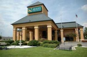 Quality Inn & Suites Civic Center