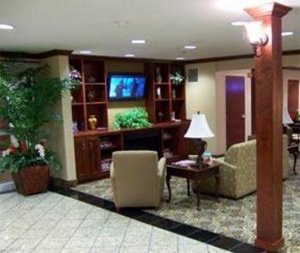 Quality Inn & Suites Airport