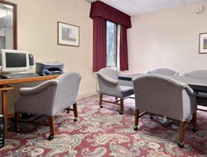 Ramada Inn Waukegan/Gurnee