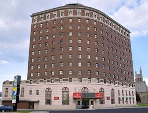 Ramada Niagara Falls