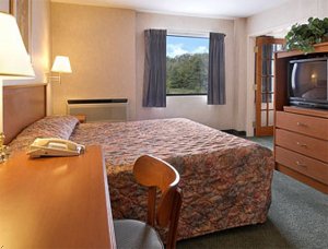 Ramada Inn & Conference Center, New Brunswick