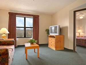 Ramada Limited Suites Pigeon Forge