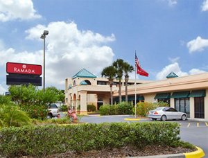 Ramada Inn And Suites Orlando Fl